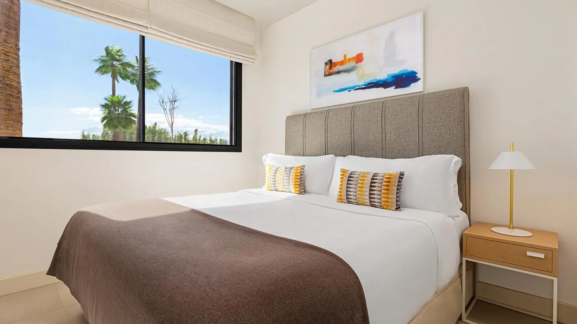 Aparthotel Seaview Residence With Private Pool Fuengirola